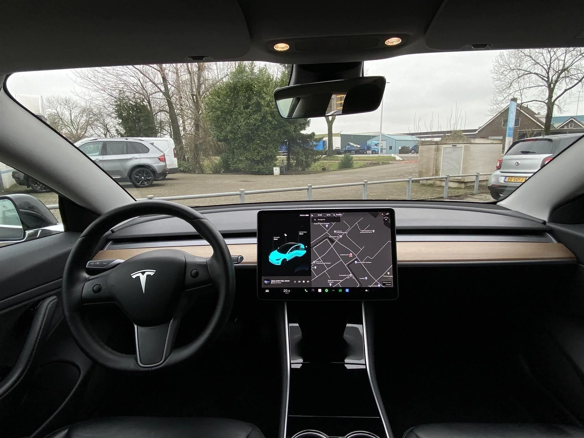 Tesla Model 3 60 kWh - Electric - Automatic - 238 hp - 139.927 km