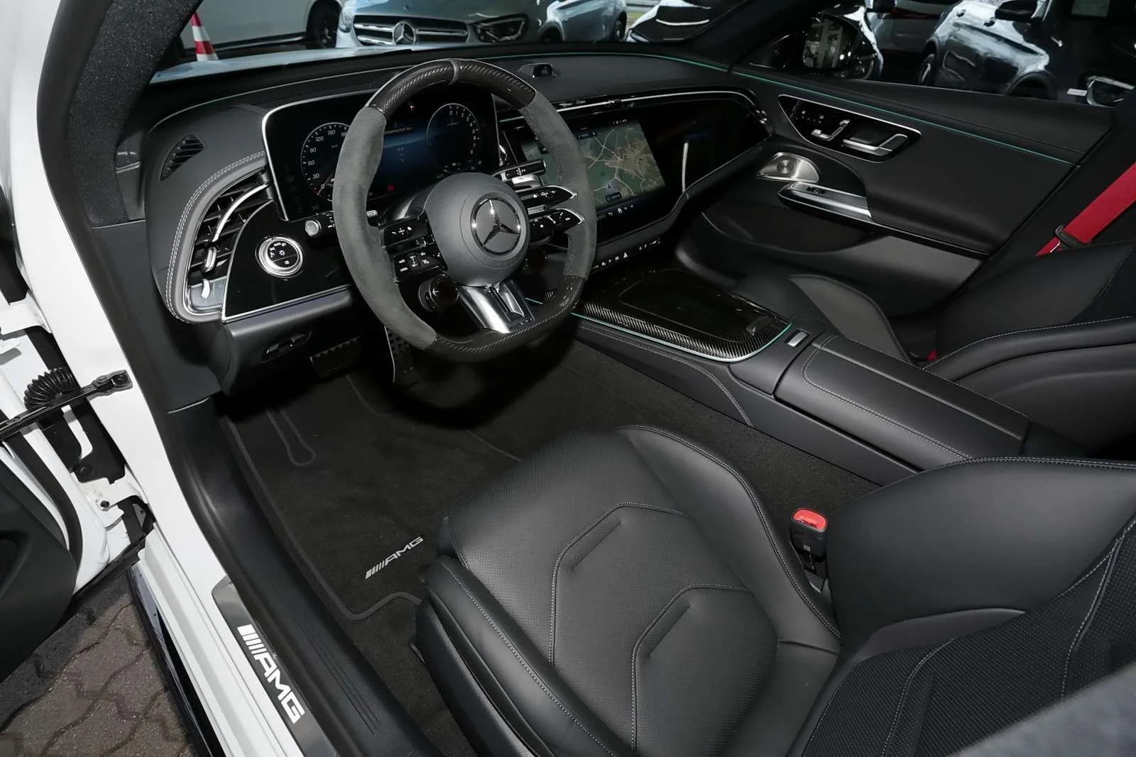 Mercedes-Benz E 53 AMG Hybrid 4M 2025