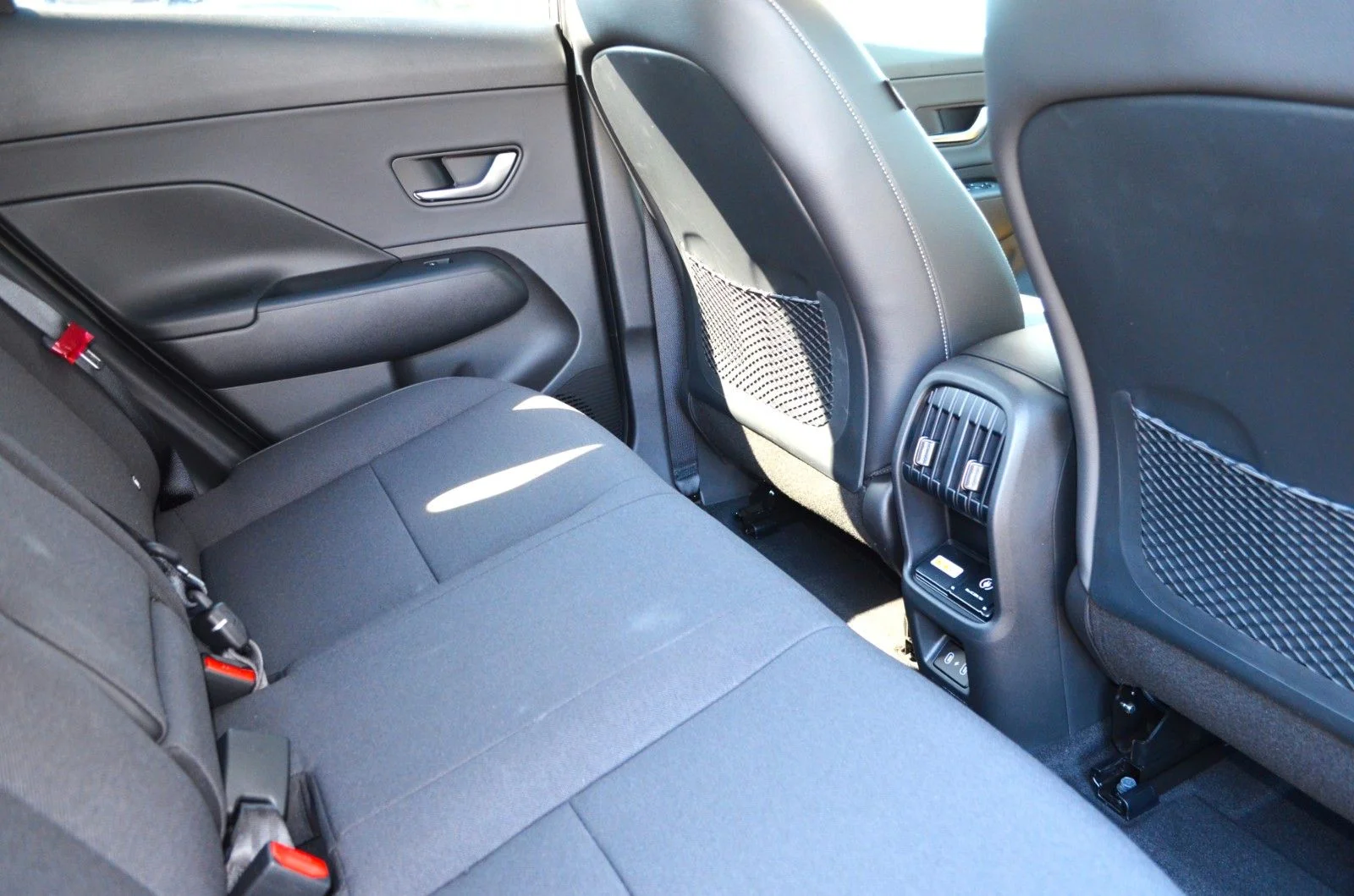 Hyundai Kona Electric 2024