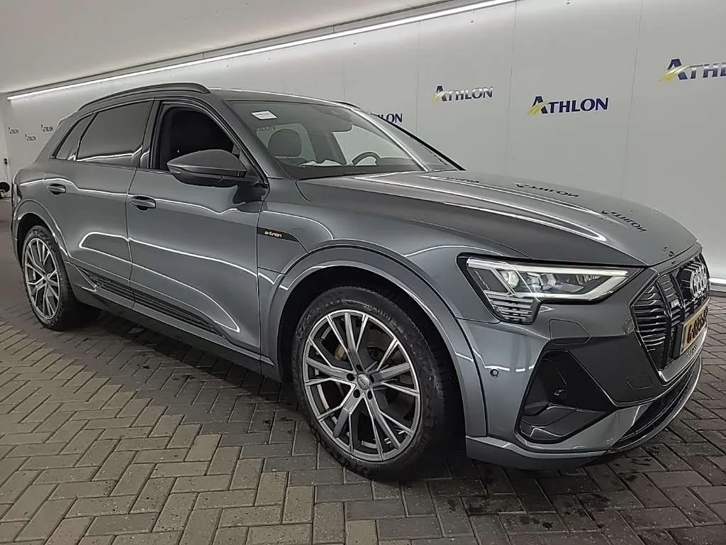 Audi E-Tron 50 Launch Edition - Quattro - Electric - Automatic - 313 hp - 61.920 km