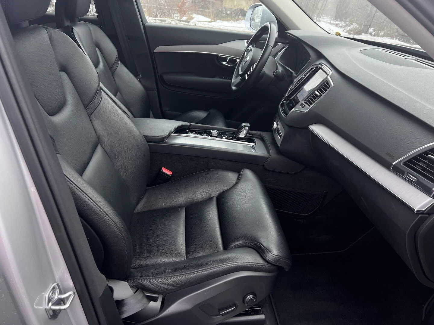 Volvo XC90 B5 - AWD - Hybrid - Automatic - 235 hp - 112.696 km