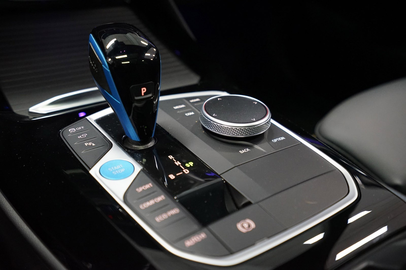 2022 BMW iX3