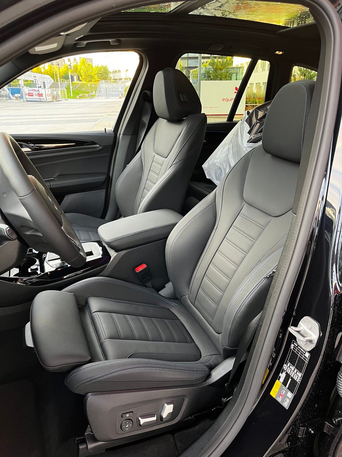 2022 BMW iX3