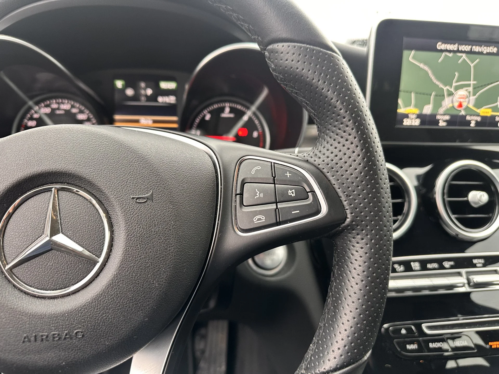 Mercedes-Benz C 300 CDI - Hybrid - Automatic - 204 hp - 81.527 km