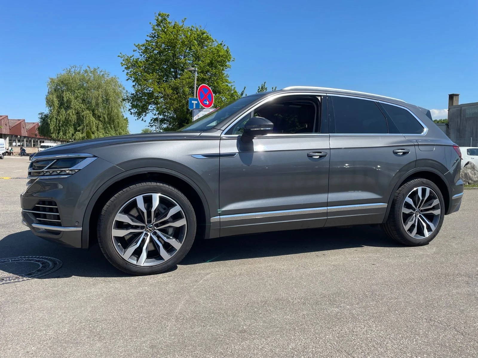 Volkswagen Touareg 2022 Hybrid
