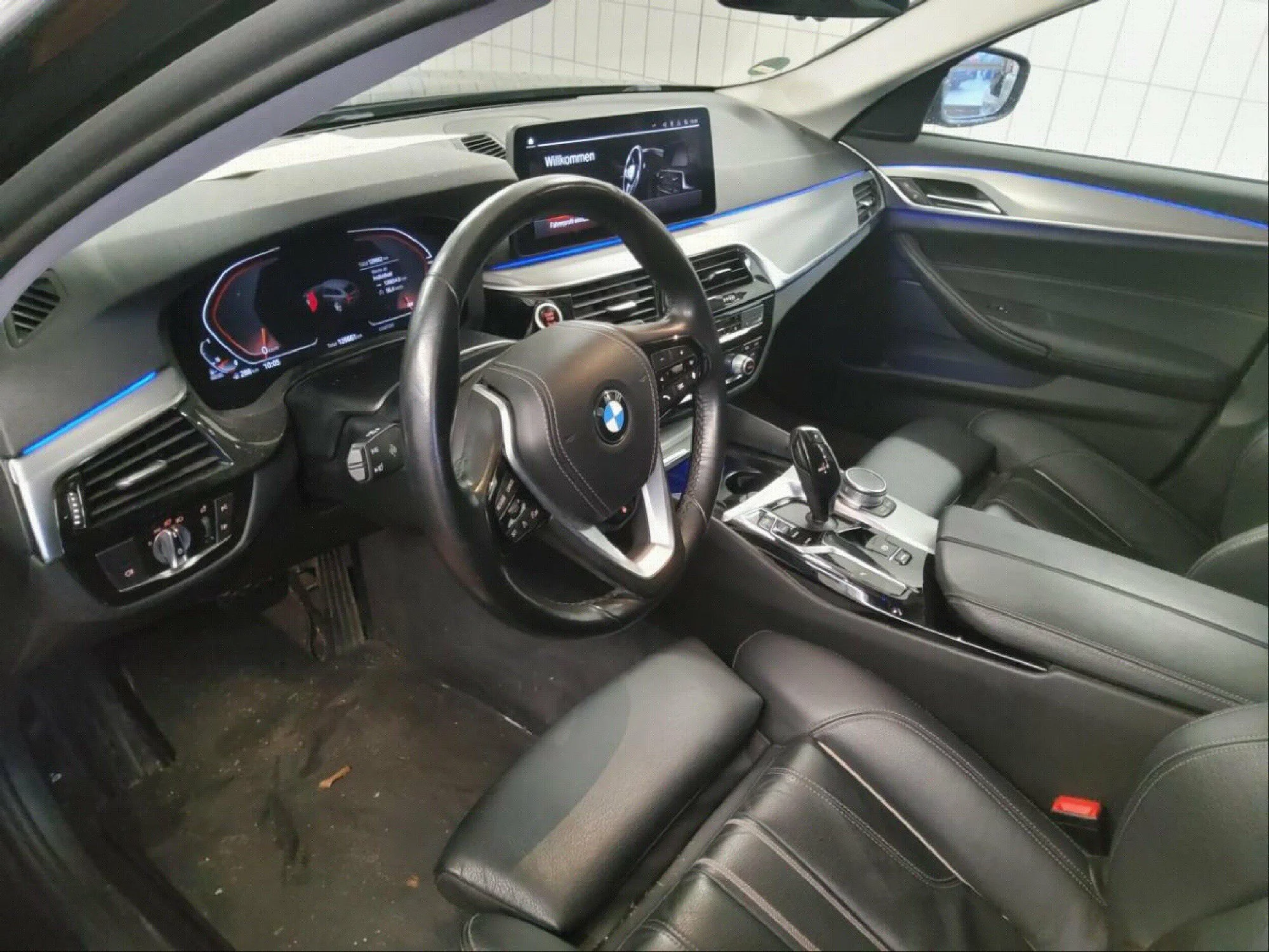 BMW 5 Series Touring 520d - Diesel - Automatic - 190 hp - 126.662 km