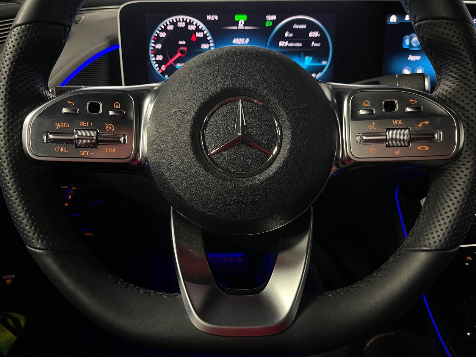 2020 Mercedes-Benz EQC