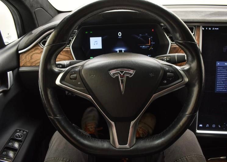 2017 Tesla Model X