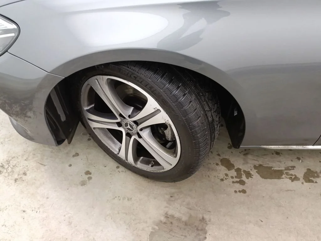 Mercedes-Benz E 220 - 4-Matic - Дизельное топливо - Автоматическое - 194 hp - 46.810 km