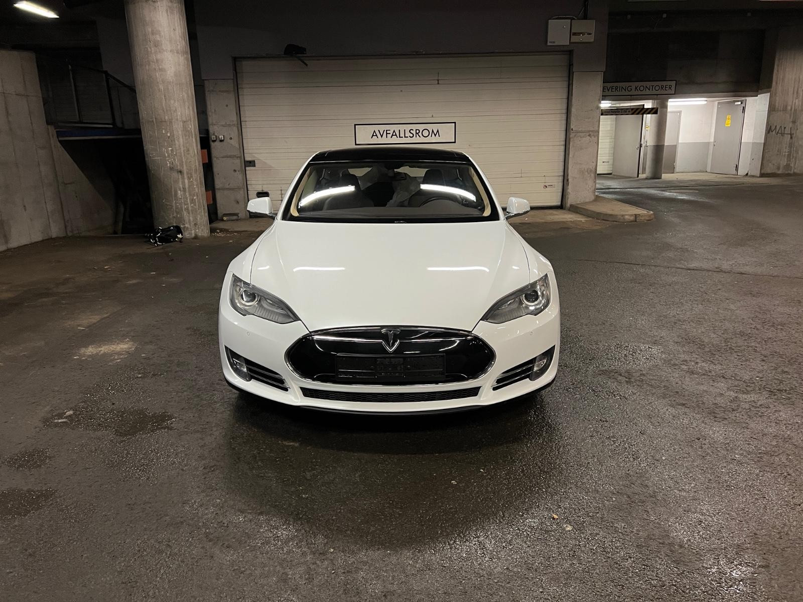 2014 Tesla Model S
