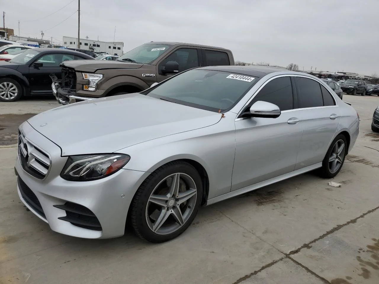 MERCEDES-BENZ E 300 2017