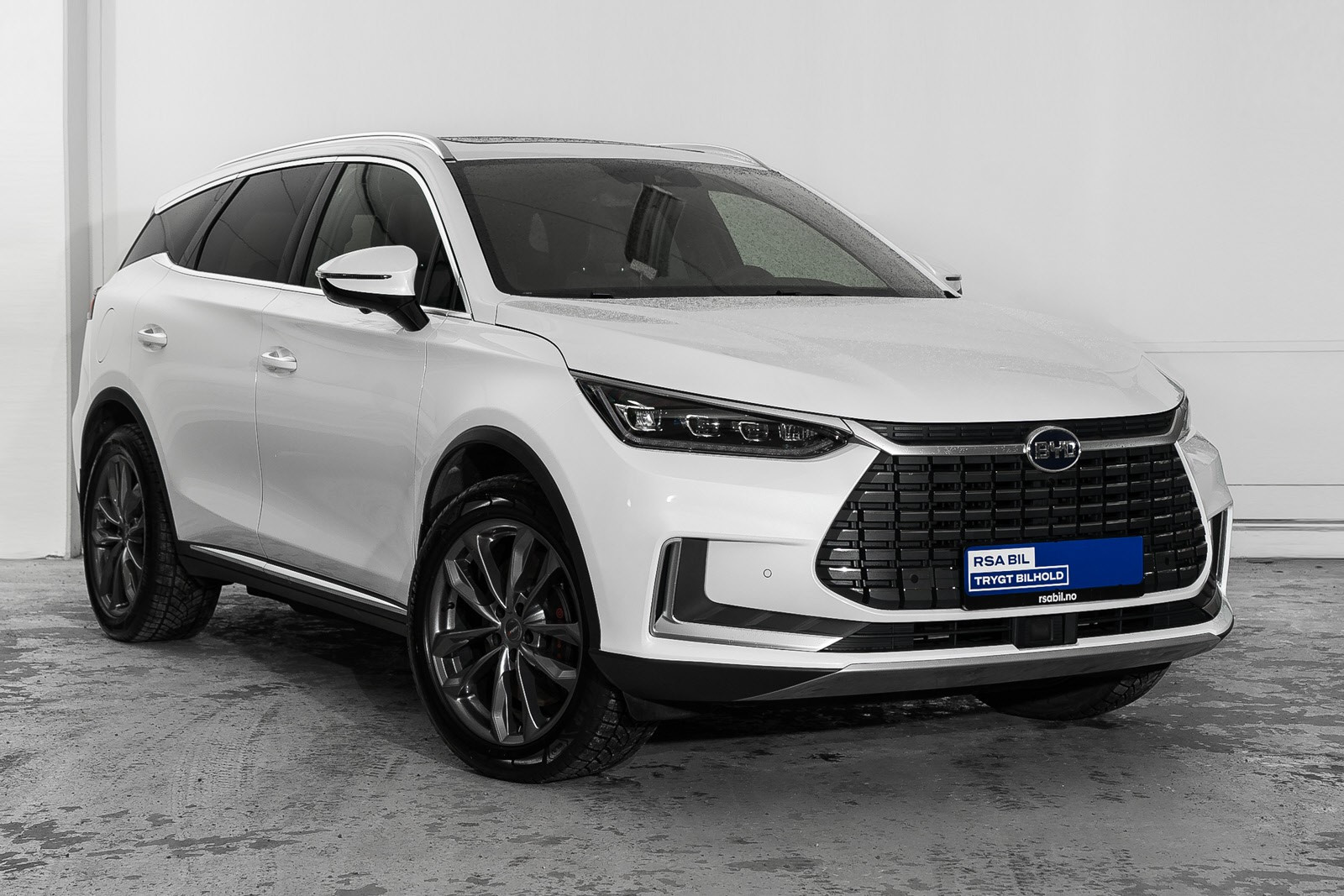 2022 BYD Tang