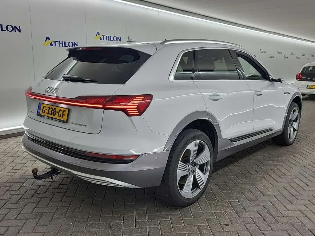 Audi E-Tron 55 Advanced - Quattro - Electric - Automatic - 408 hp - 117.483 km