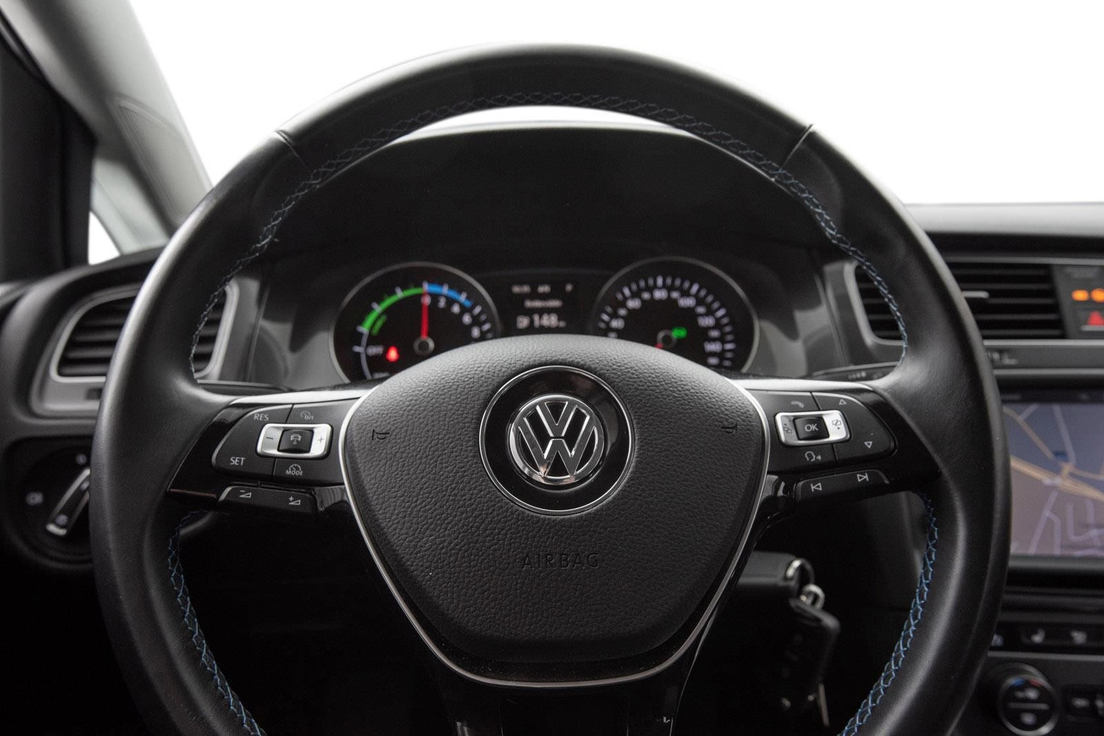 2015 Volkswagen e-Golf