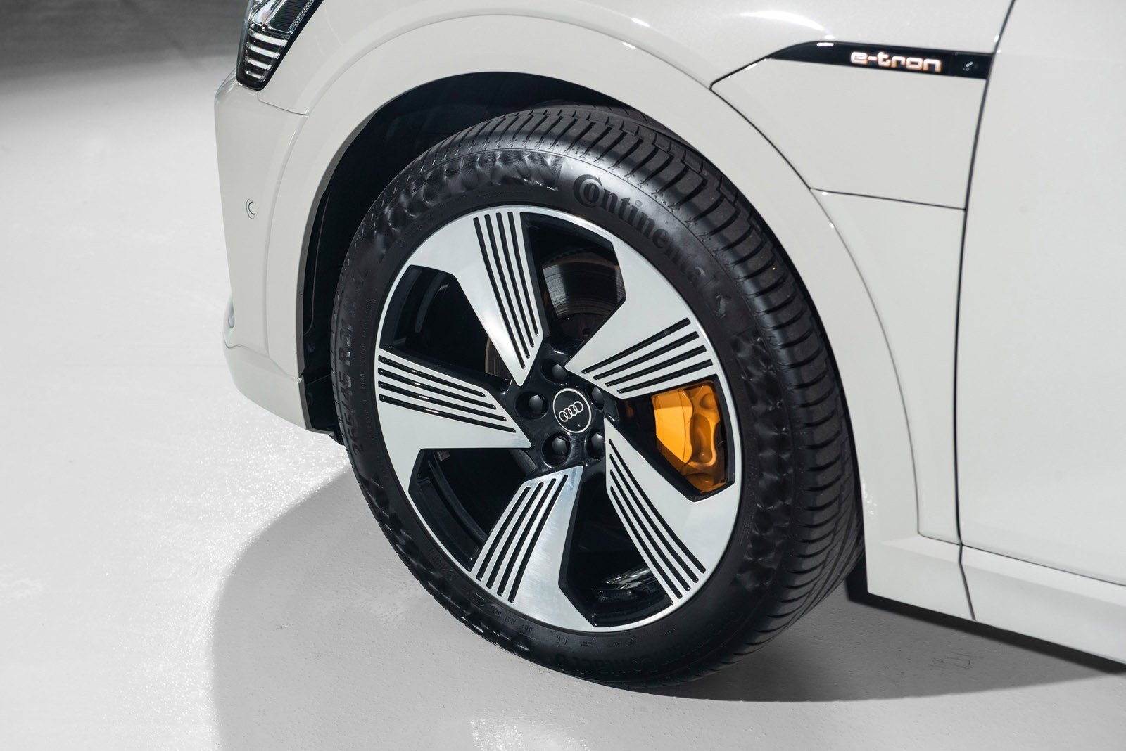 2022 Audi e-tron