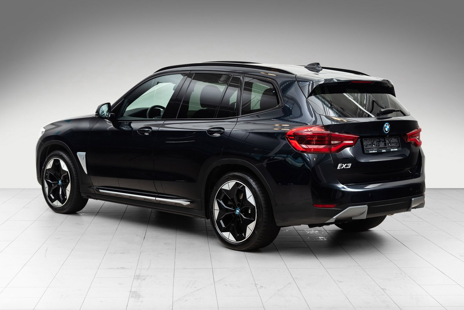 2021 BMW iX3