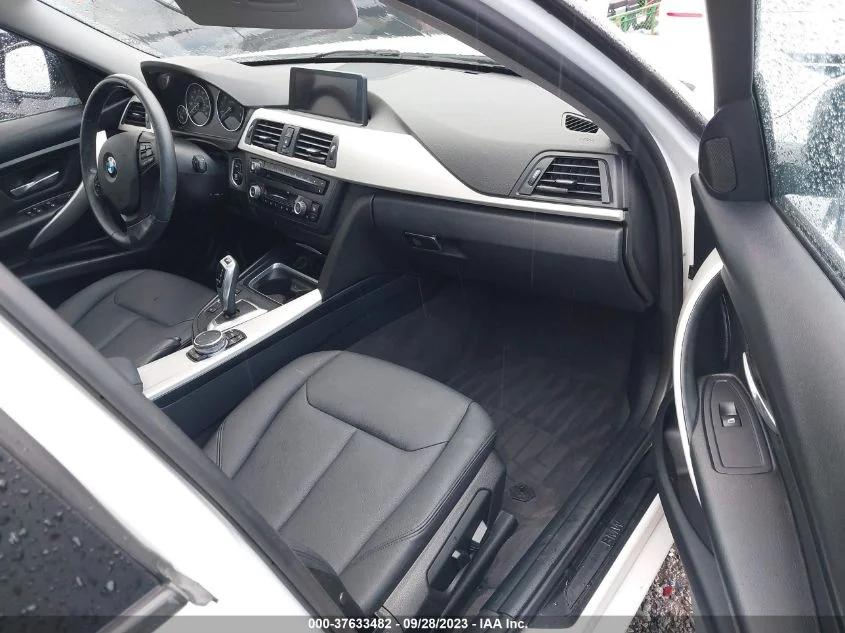 BMW 320I XDRIVE 2.0 2016