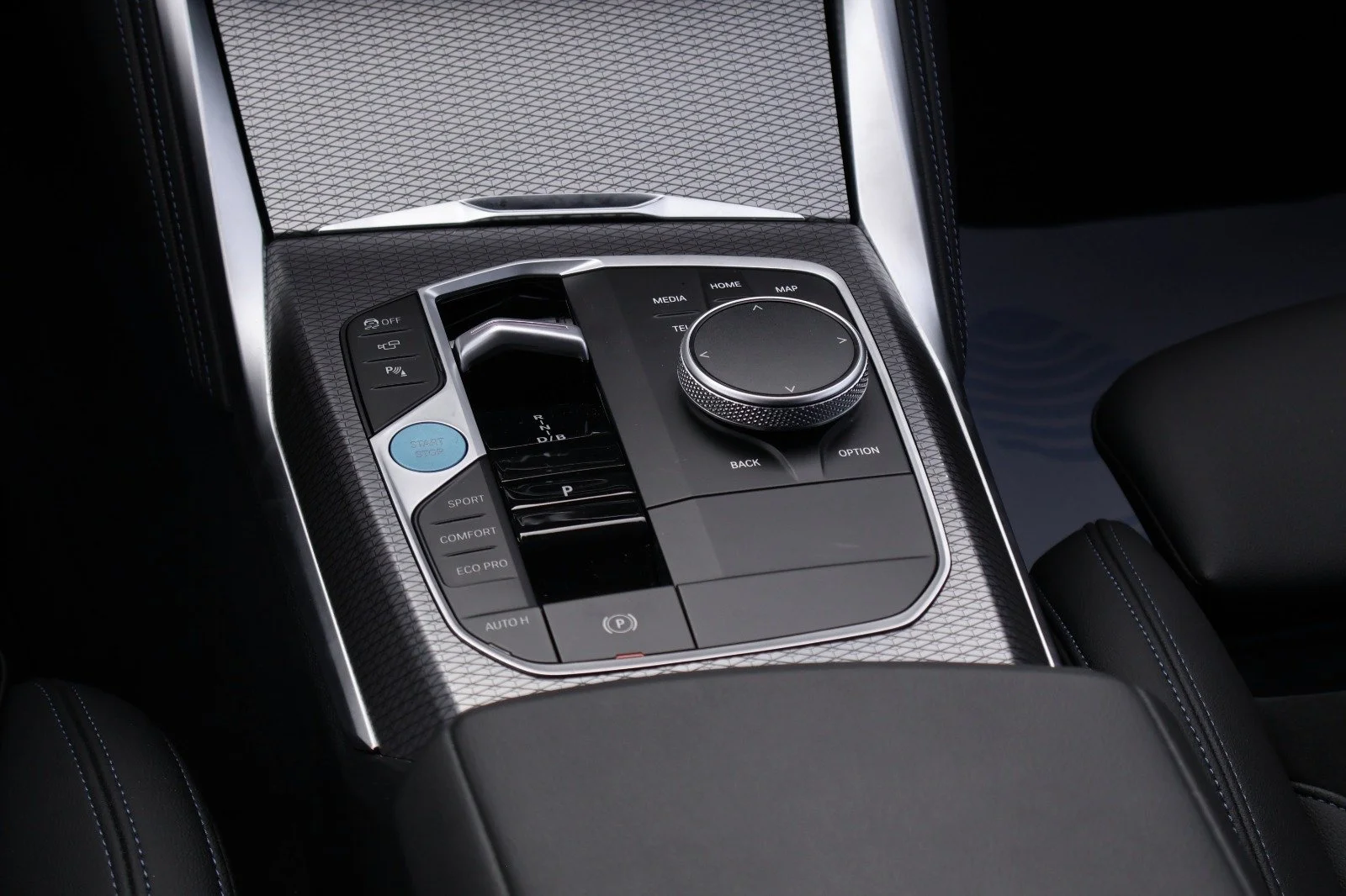 BMW i4 - Electric - Automatic - 544 hp - 7.103 km