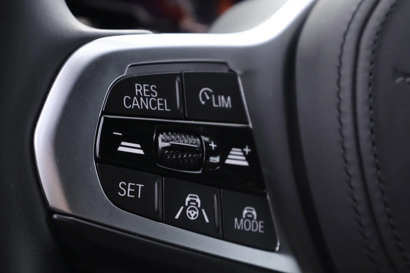 BMW i4 - Electric - Automatic - 544 hp - 7.103 km
