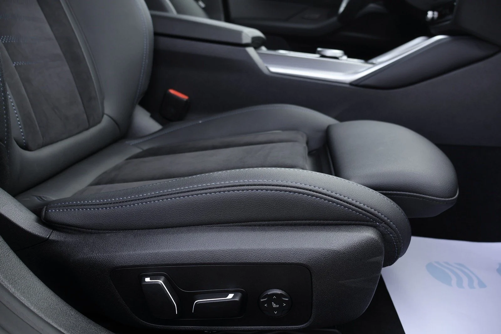 BMW i4 - Electric - Automatic - 544 hp - 7.103 km