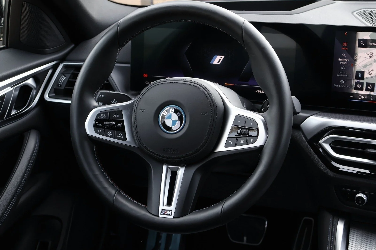 BMW i4 - Electric - Automatic - 544 hp - 7.103 km