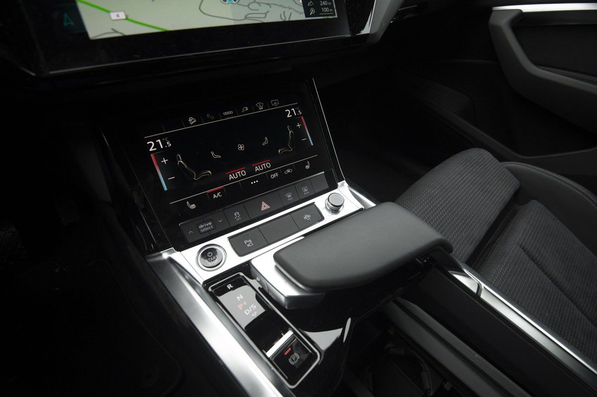 2022 Audi e-tron