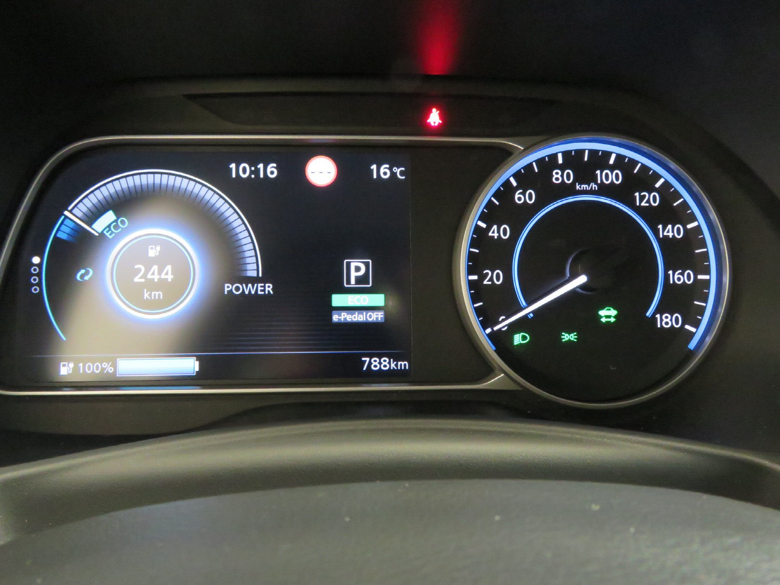 2022 Nissan Leaf