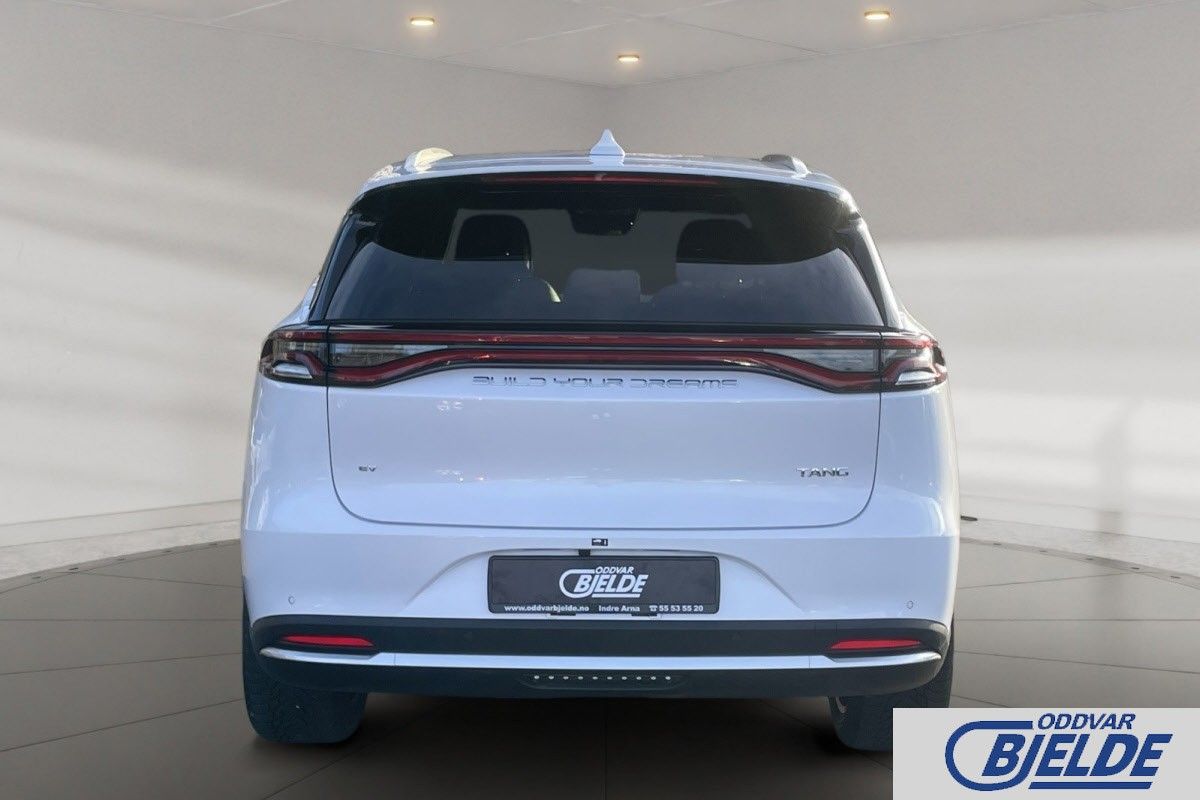 2021 BYD Tang