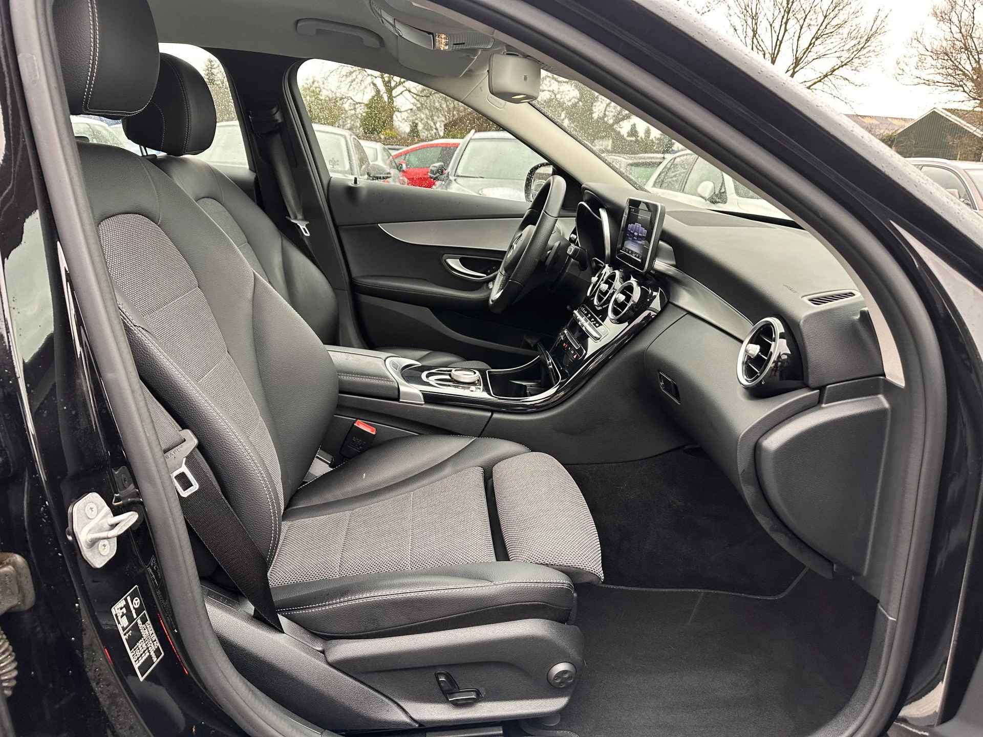 Mercedes-Benz C 300 CDI - Hybrid - Automatic - 204 hp - 81.527 km