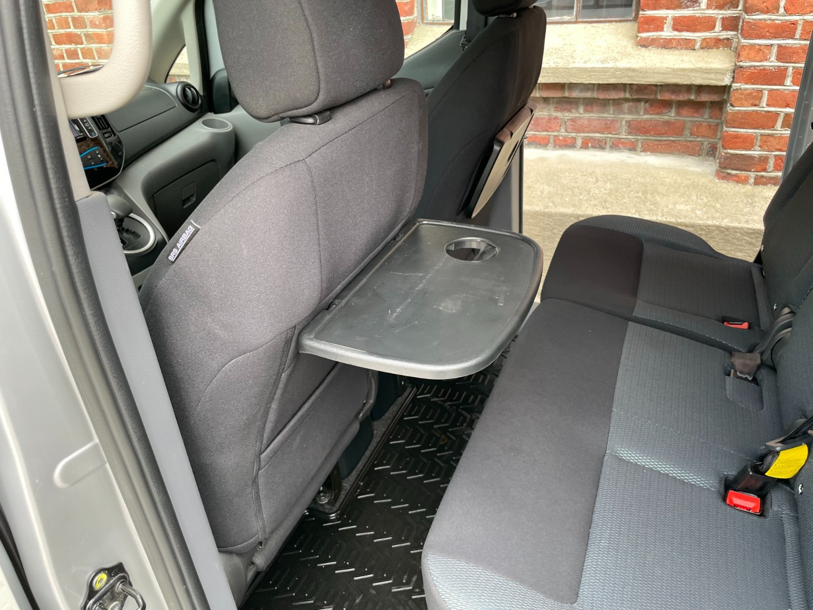 2017 Nissan e-NV