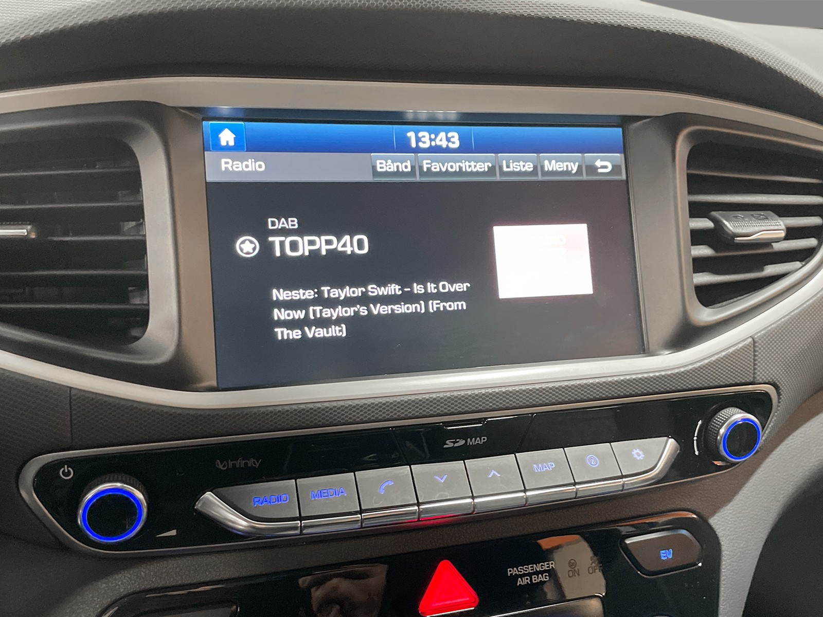 Hyundai IONIQ