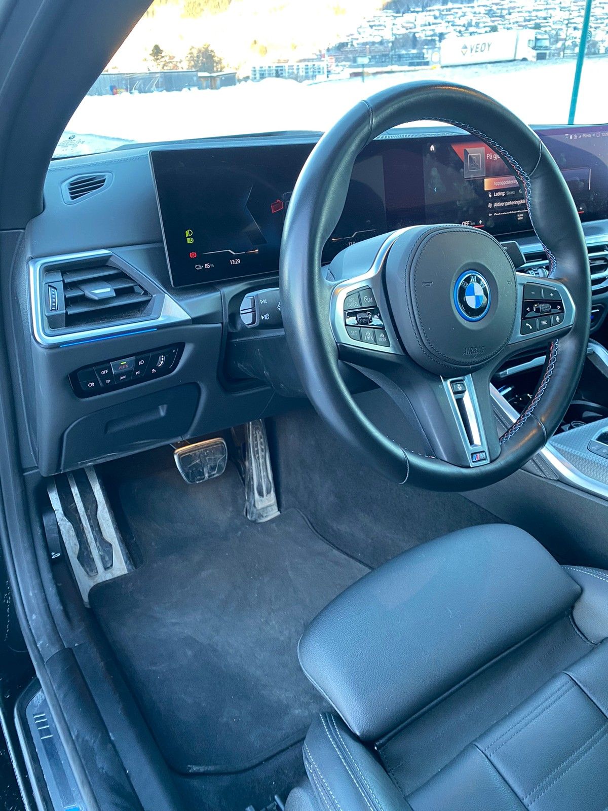 BMW i4 M50