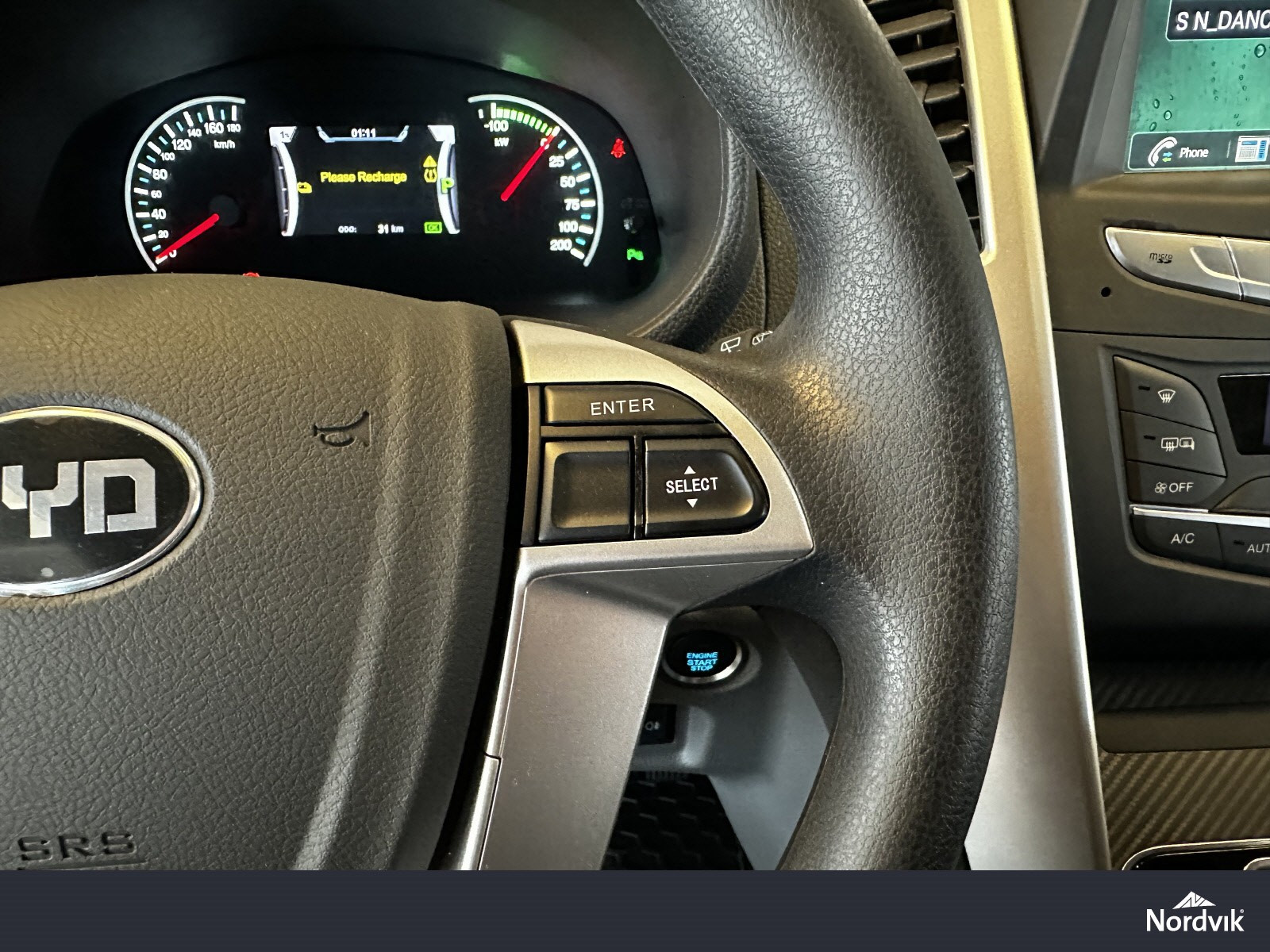 BYD T3