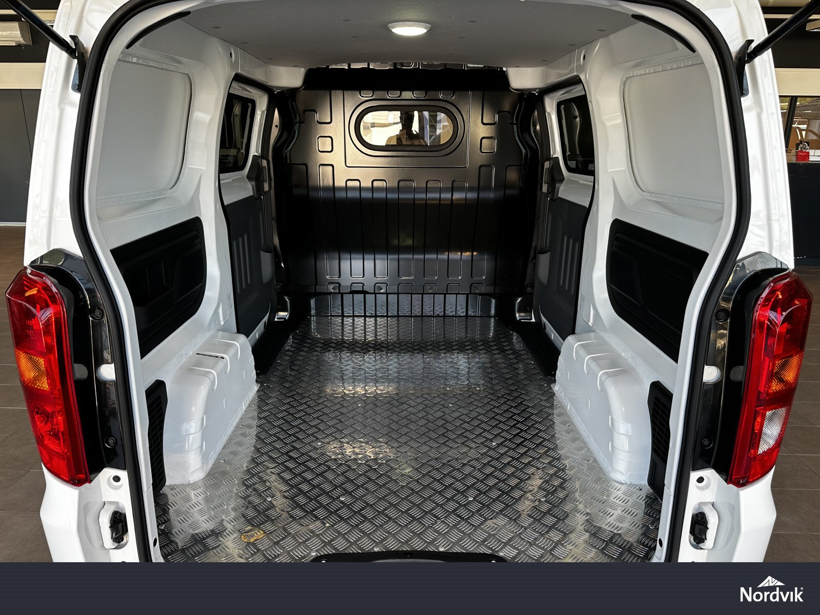 BYD T3