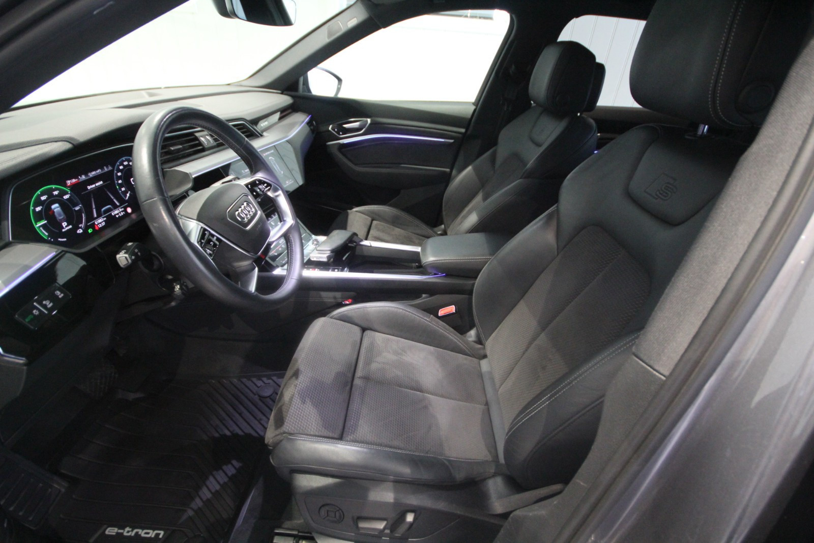 Audi e-tron