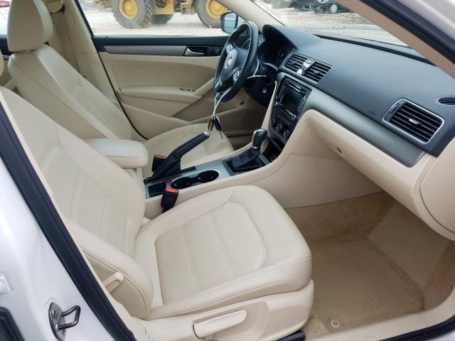 Volkswagen Passat SE 2014