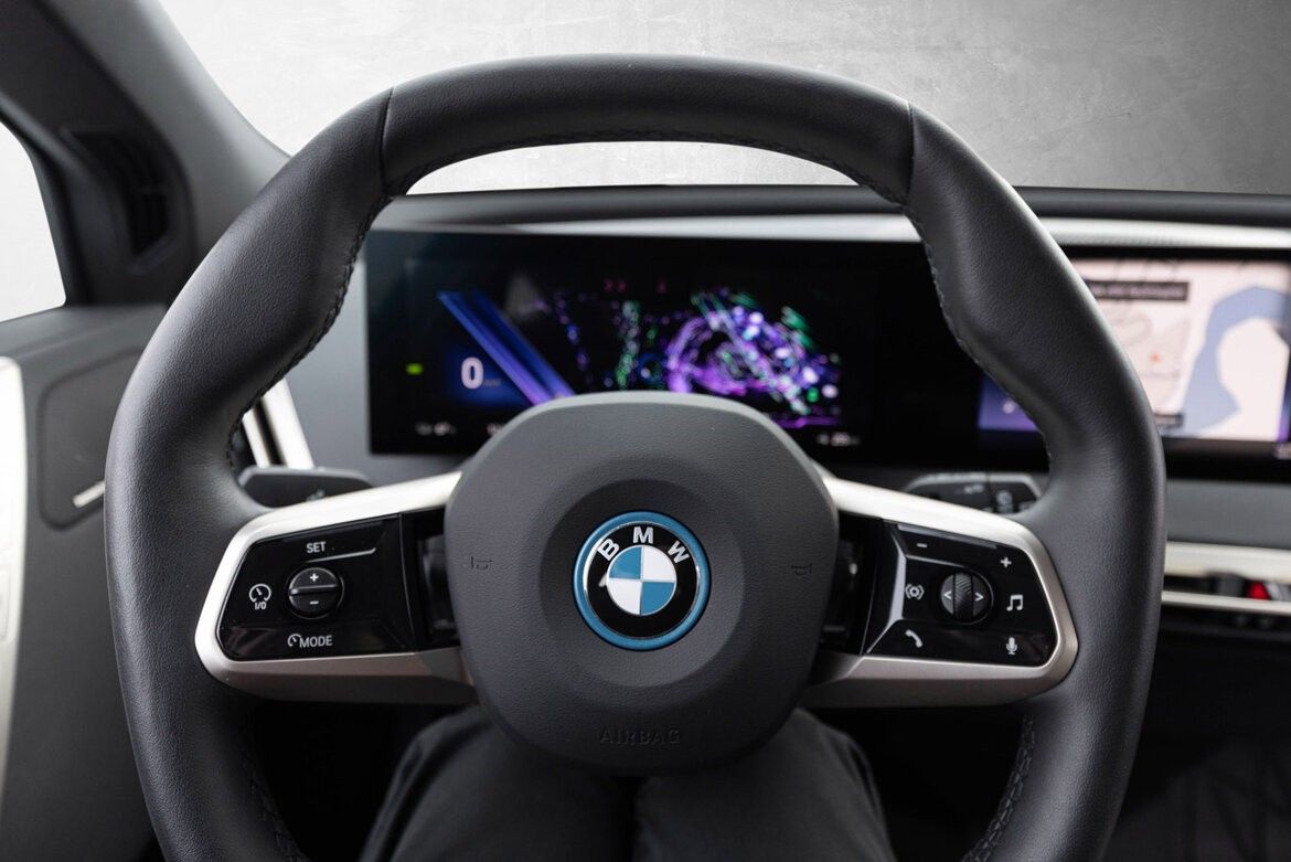 BMW iX xDrive 40