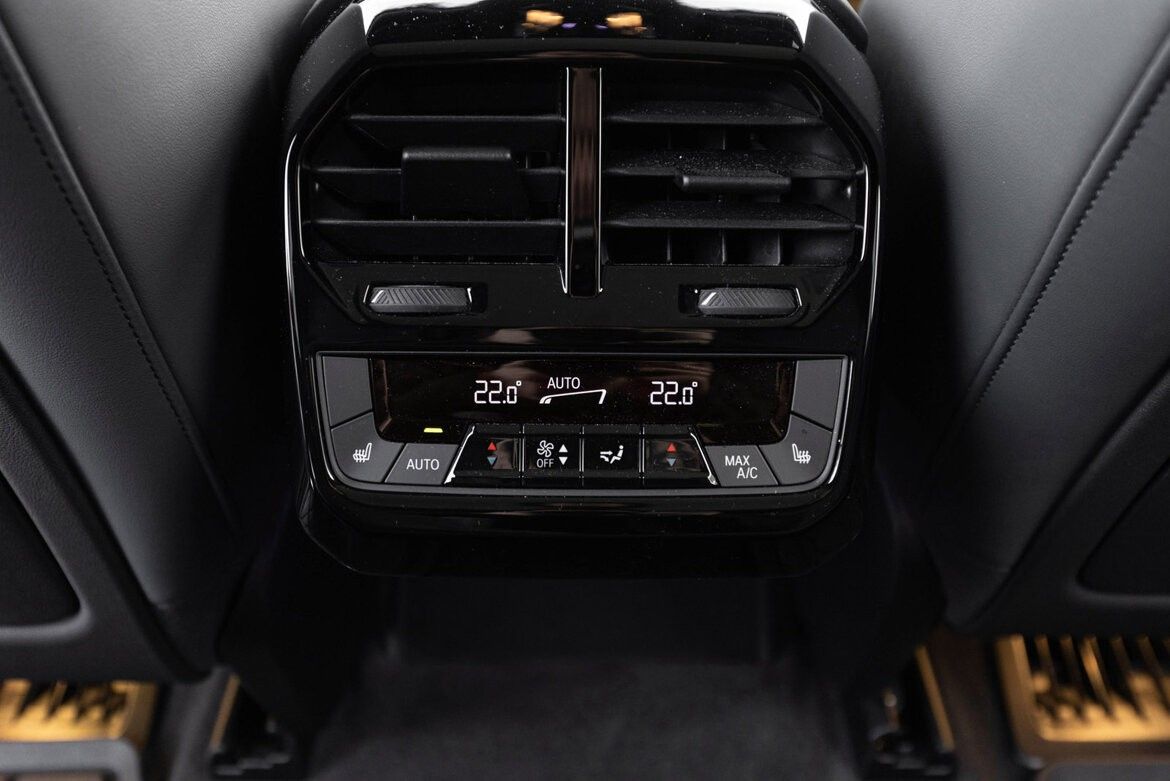 BMW iX xDrive 40