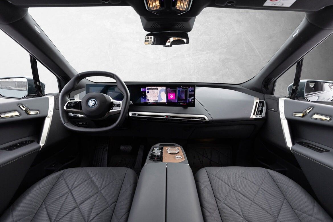 BMW iX xDrive 40