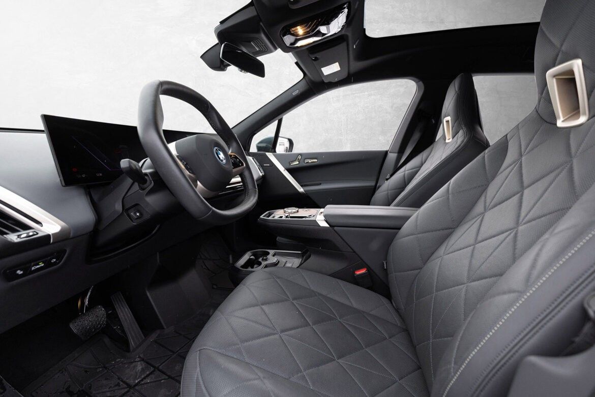 BMW iX xDrive 40