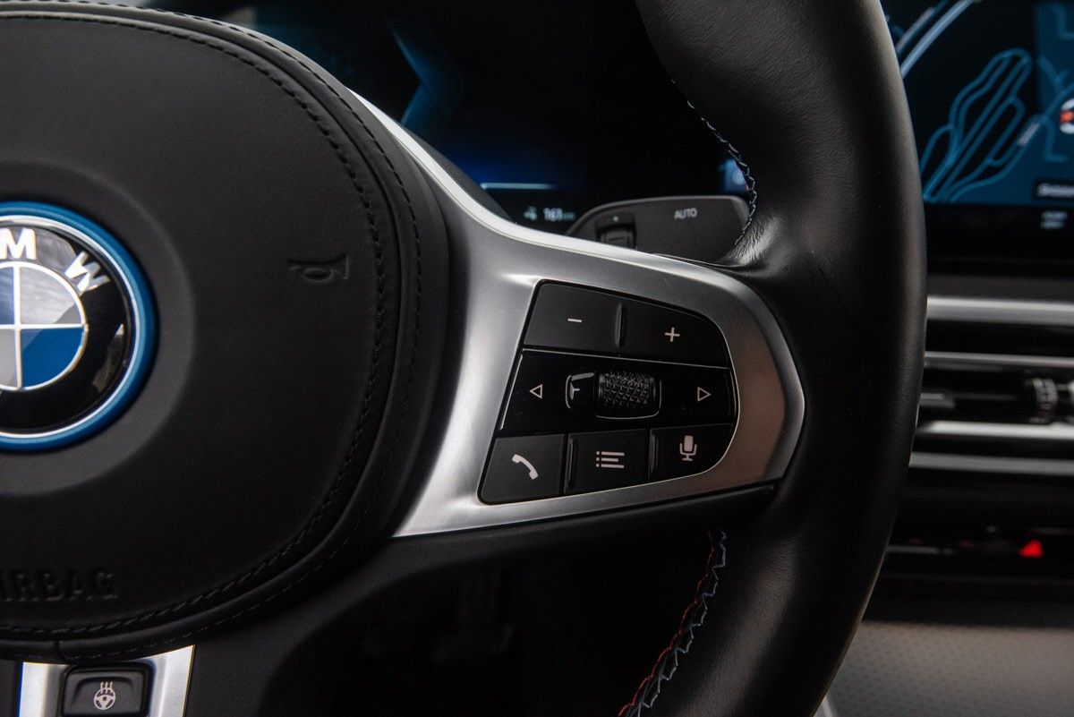 BMW i4 M50