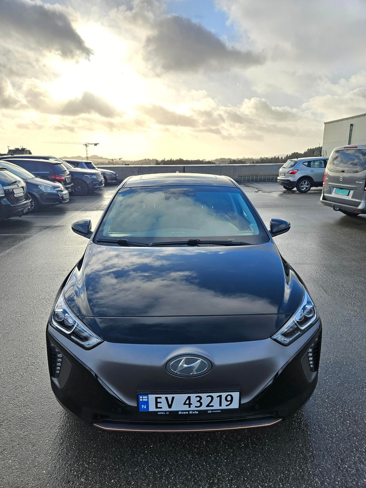Hyundai IONIQ