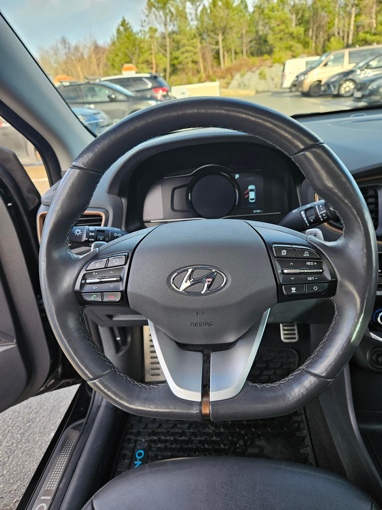 Hyundai IONIQ