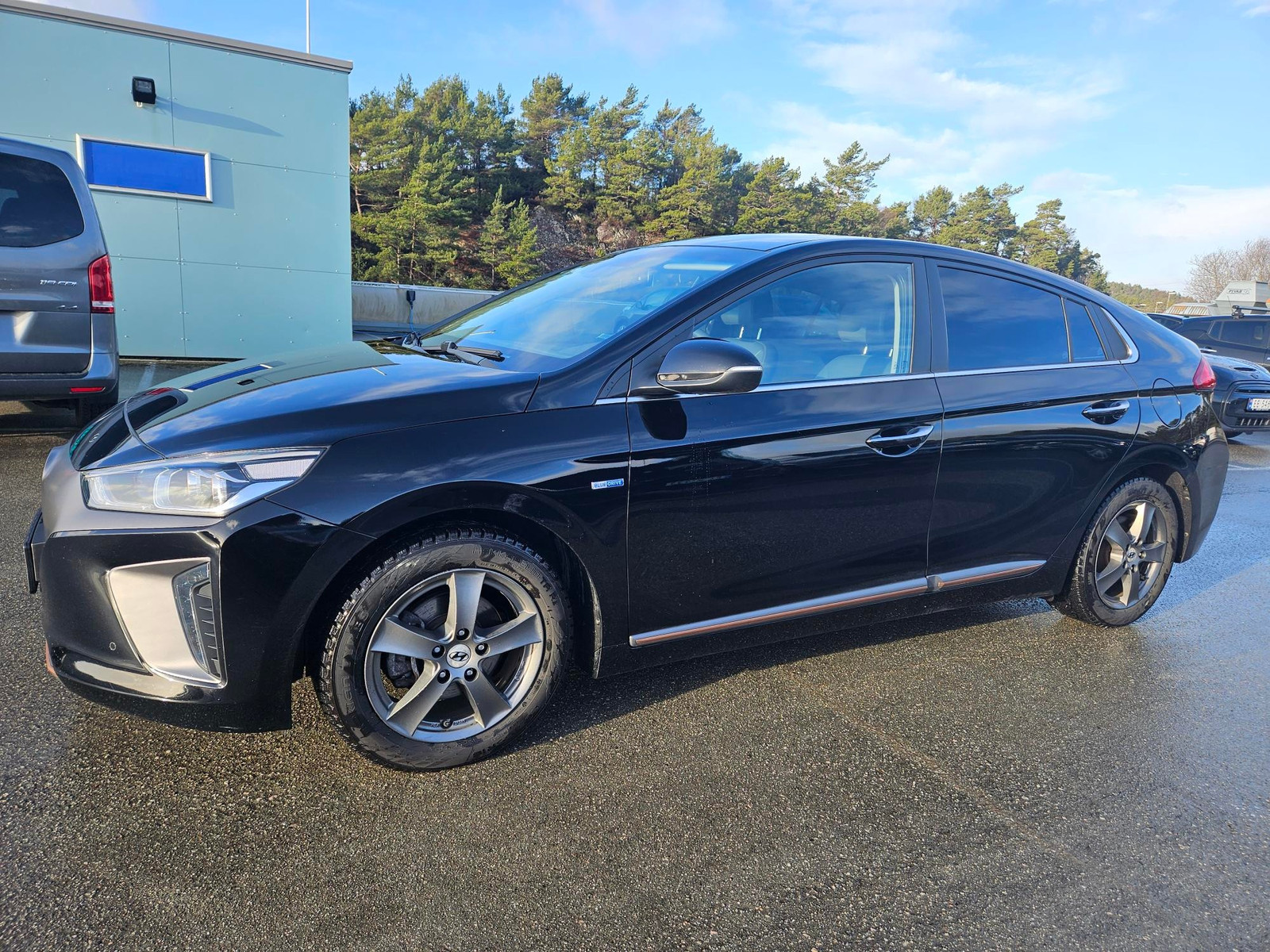 Hyundai IONIQ