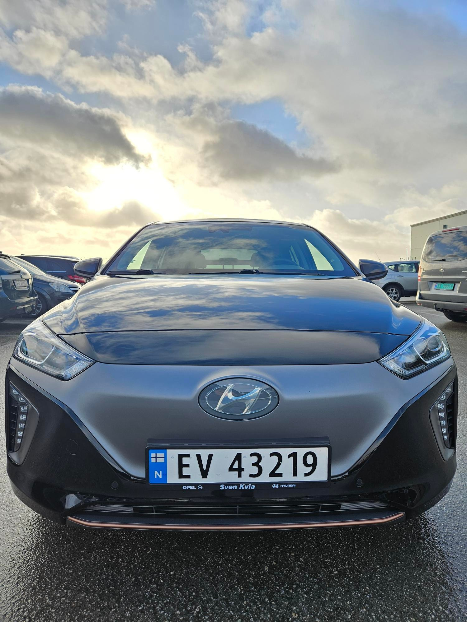 Hyundai IONIQ