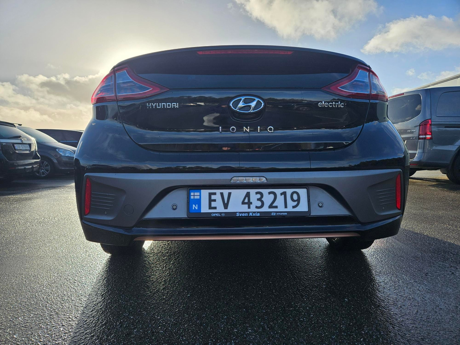 Hyundai IONIQ