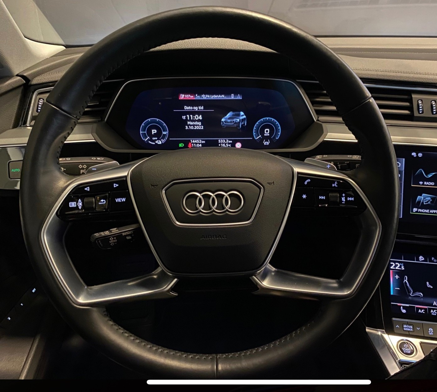 Audi e-tron