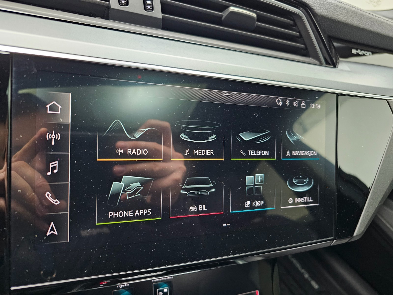 Audi e-tron