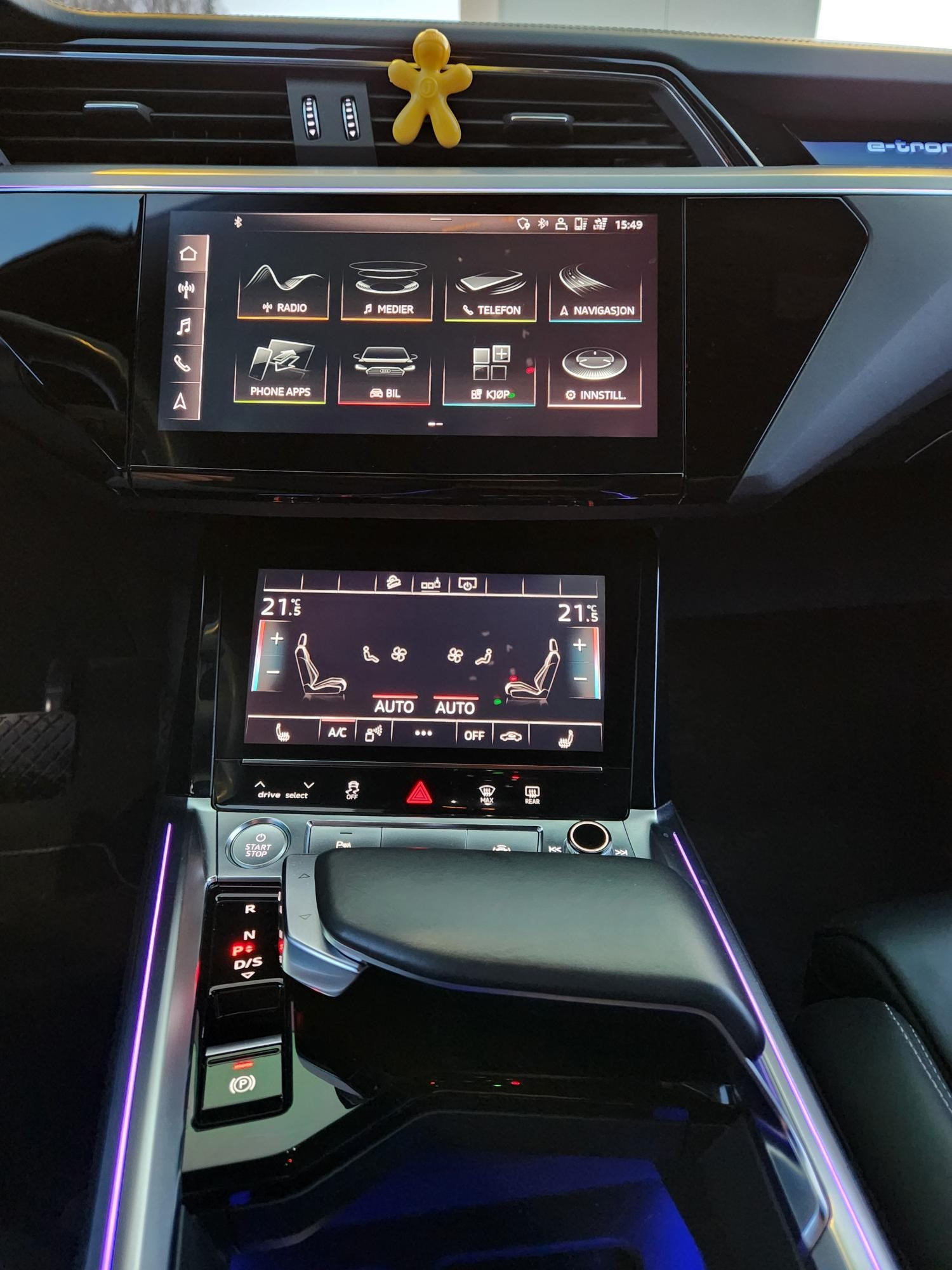 Audi e-tron