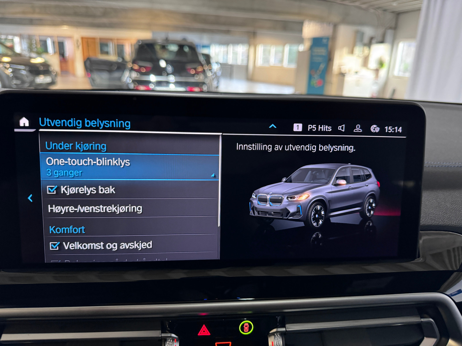 BMW iX3